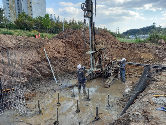 04.강봉삽입2.jpg