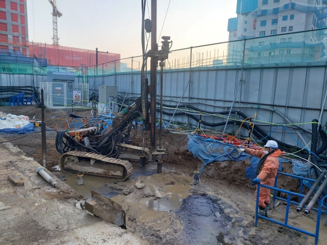 03천공1.jpg