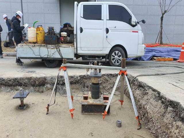 07.재하시험2.jpg