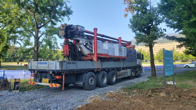 01.자재 및 장비반입3.jpg