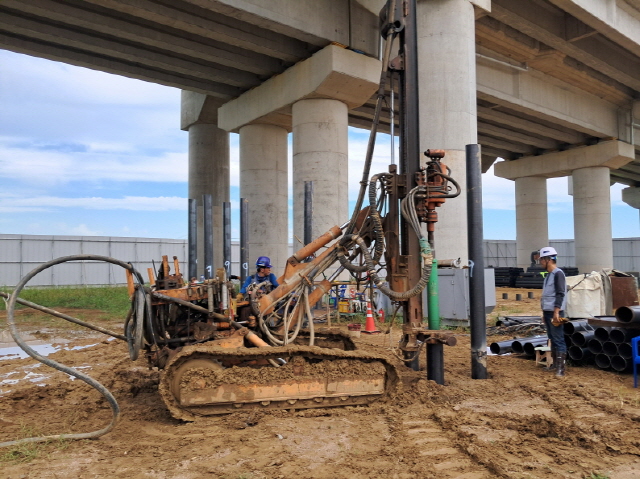 02.케이싱 설치2.jpg